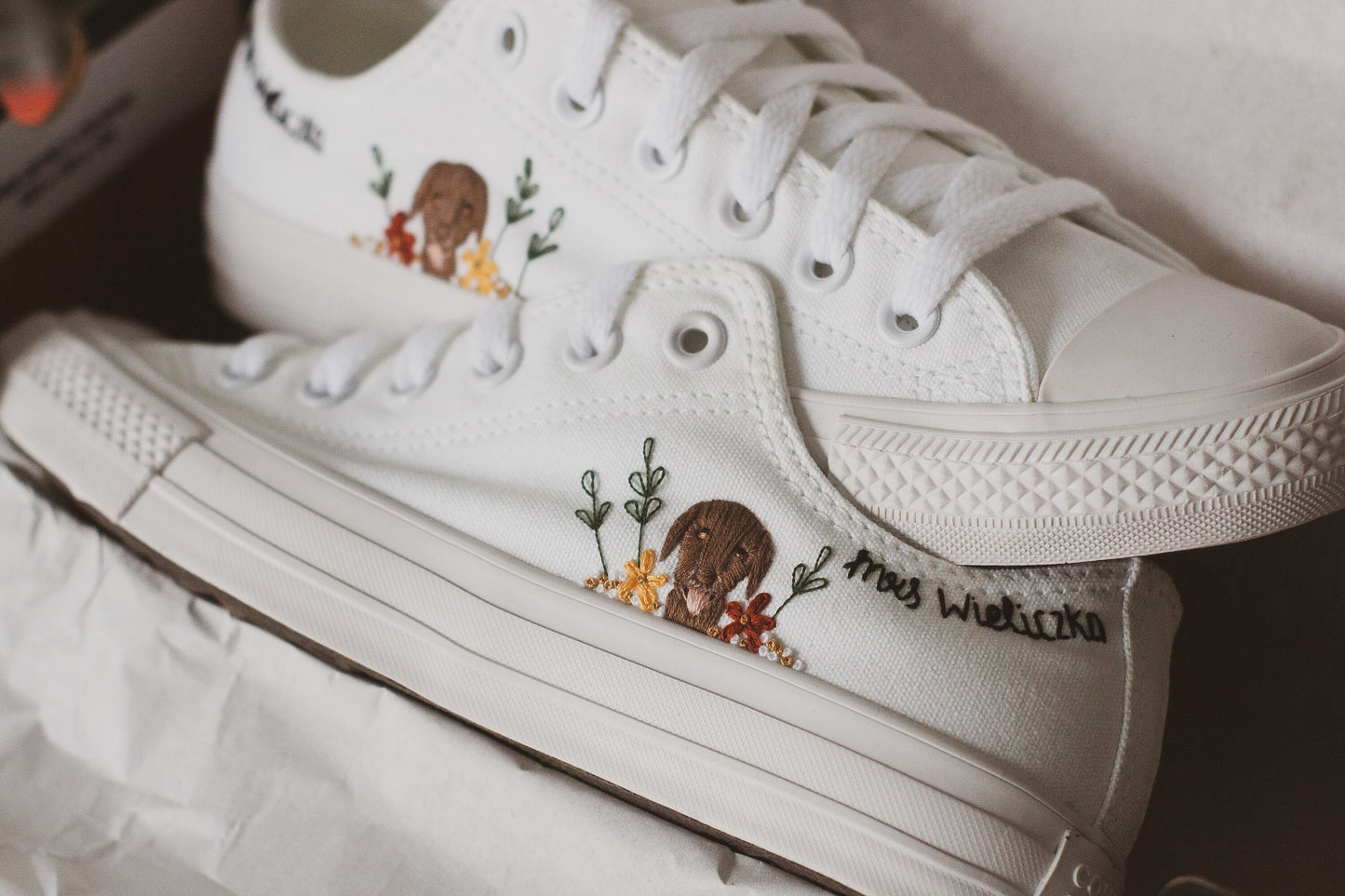 Bespoke Embroidered Pet Bridal Low-top Converse