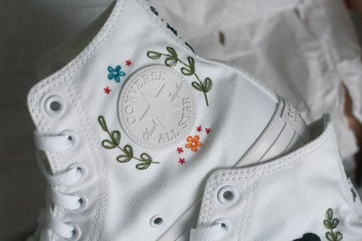 Bespoke Embroidered Pet Bridal Hightop Converse