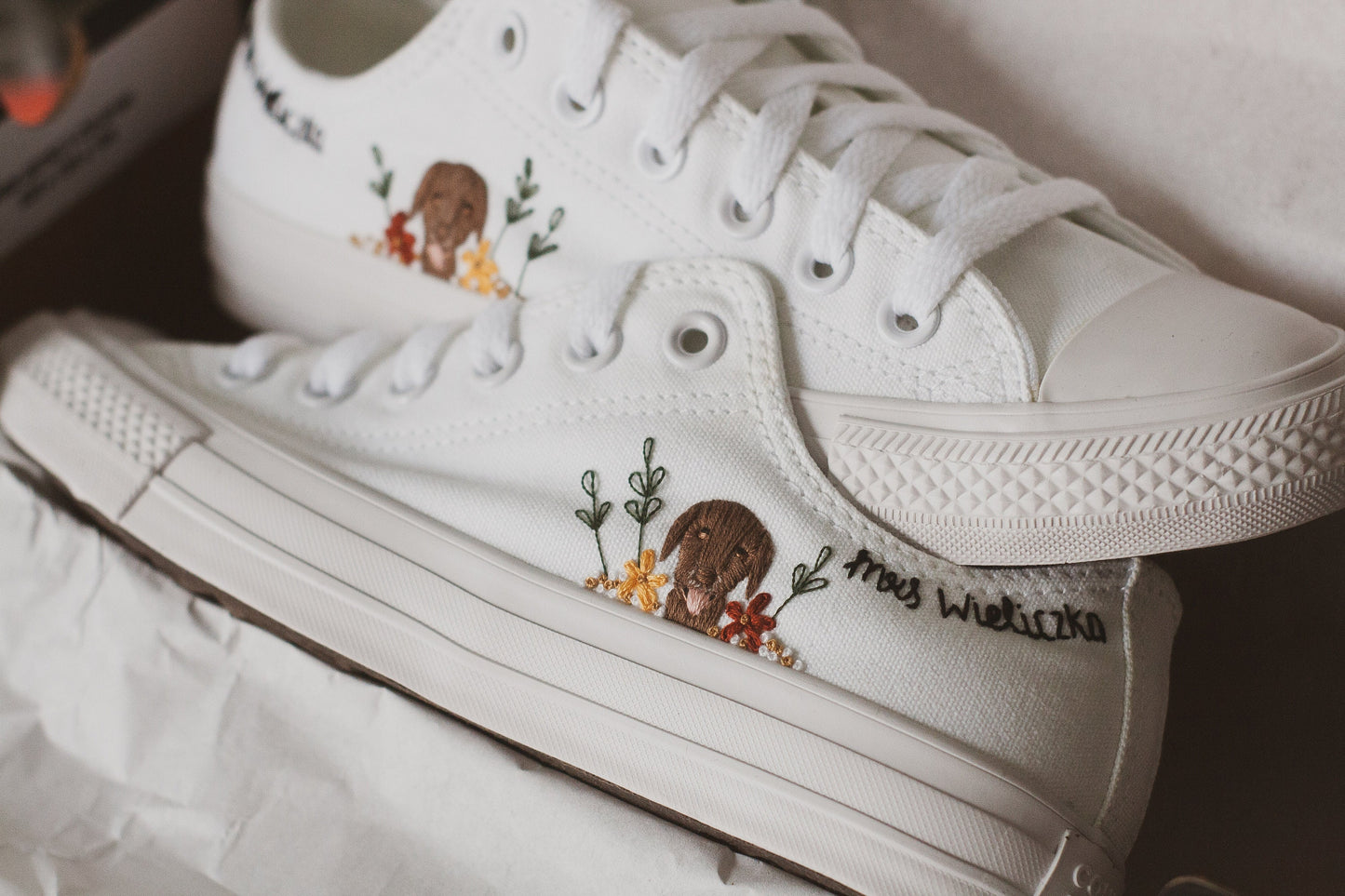 Bespoke Embroidered Pet Bridal Low-top Converse